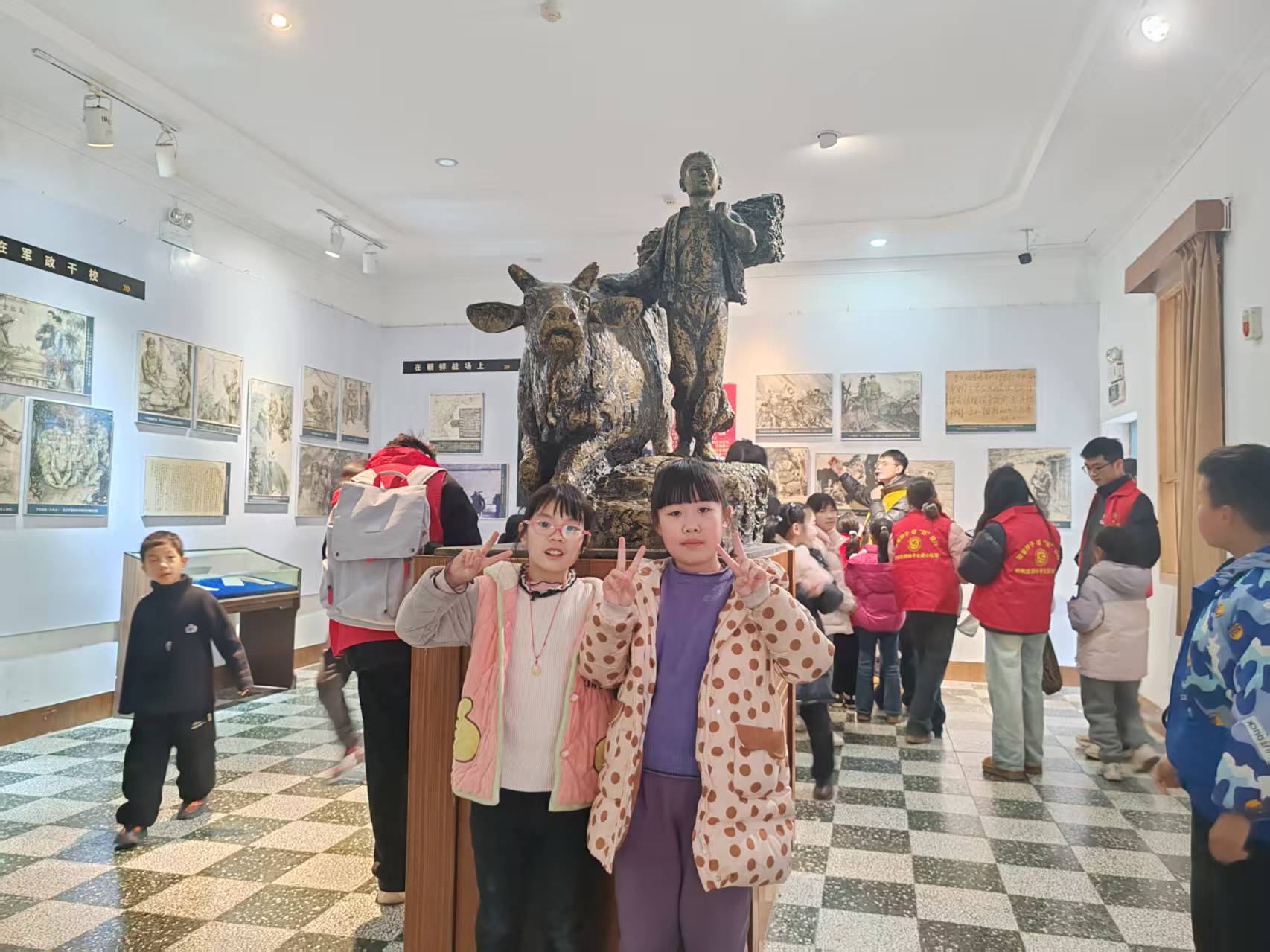 “智慧种子·暖‘新’同行”活动在罗盛教纪念馆顺利开展